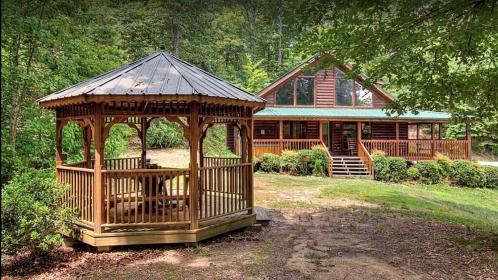 Best Cabins for Privacy and Seclusion