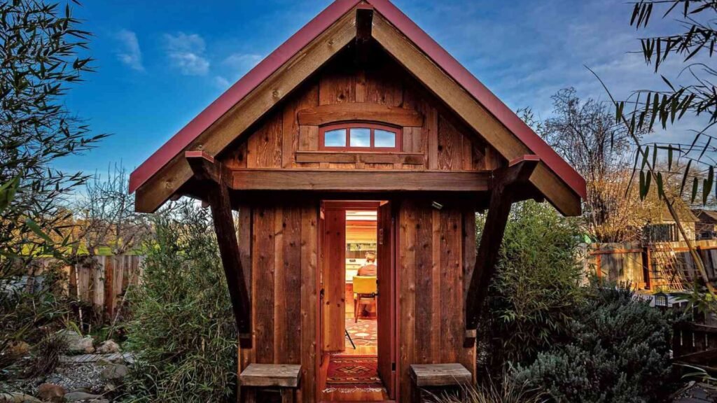 How to Decorate a Small Cabin on a Budget